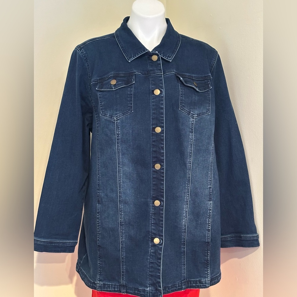 Chico's Blue Jean Jacket Classic Denim Style Metal Buttons Heavy Material Sz 3.